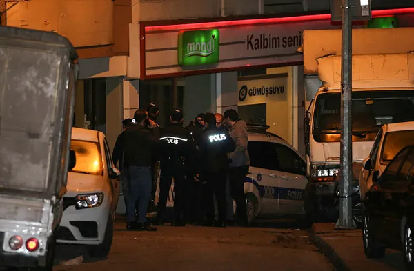 İstanbul Beyoğlu'nda silahlı çatışma - 1