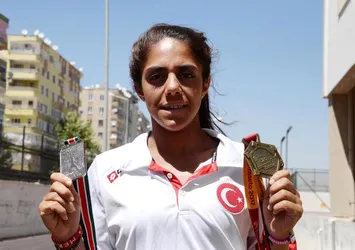 Meryem Bekmez kırılamayan rekoru kırdı: Teröre boyun eğmedi, madalyaya yürüdü!