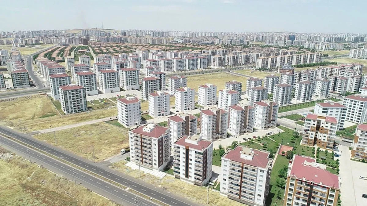 Tarihin en büyük sosyal konut projesi geliyor! Kimler başvurabilecek? Kontenjan ve alt gelir detayı