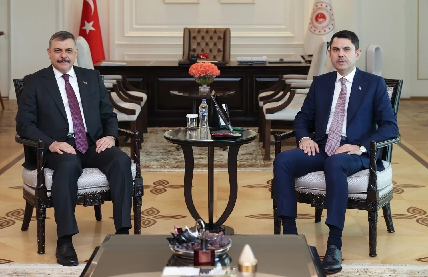 İçişleri Bakanı Çiftçi'den Bakan Kurum'a ziyaret
