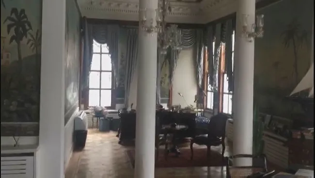 SBK Holding’e kara para aklama soruşturması! İşte şöminede yakılmış telefonun görüntüsü