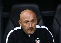 Vincenzo Italiano'dan Beşiktaş-Kocaelispor maçı sonrası hakem tepkisi: "Cerny perşembe günü oynayamayabilir"