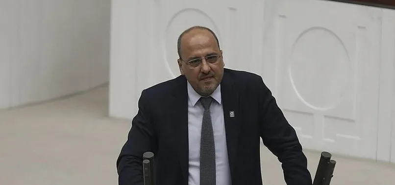 HDP'li Ahmet Şık ile ilgili görsel sonucu
