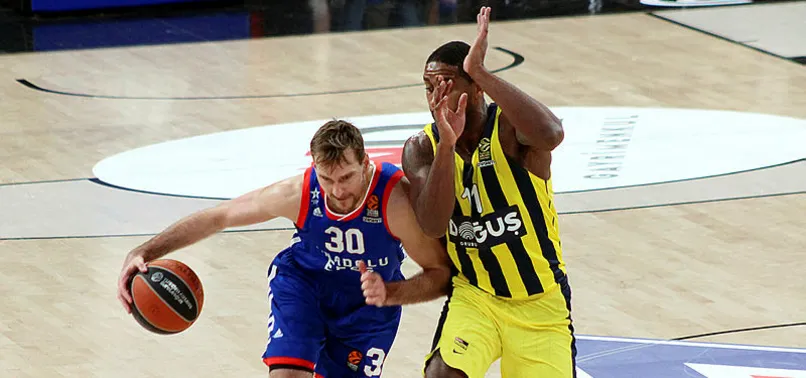 Fenerbahçe, Anadolu Efes deplasmanında galip