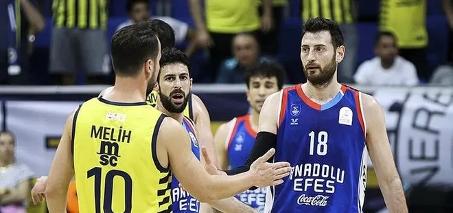 Anadolu Efes son saniyede güldü! Fenerbahçe ile durum eşitlendi...