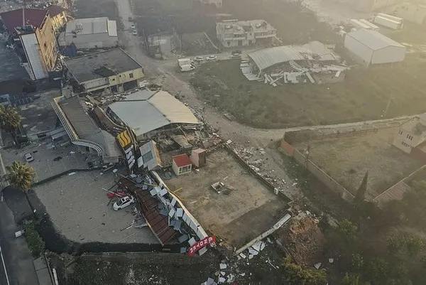 Kentsel dönüşümün takozları TMMOB ve CHP! 11 ilde 351 dava açmışlar