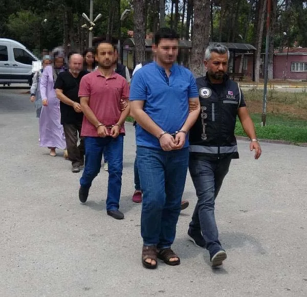 'Gülen' imzalı saatlerin sahibi örgüt imamı yakalandı - 1