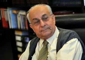 Gazeteci Hakkı Devrim hayatını kaybetti