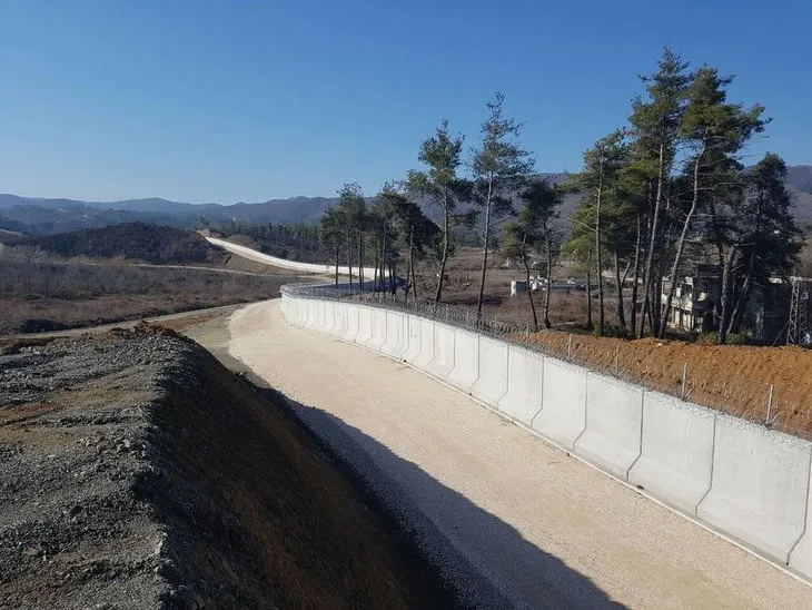TOKİ’nin inşa ettiği sınır duvarının yarısı tamamlandı