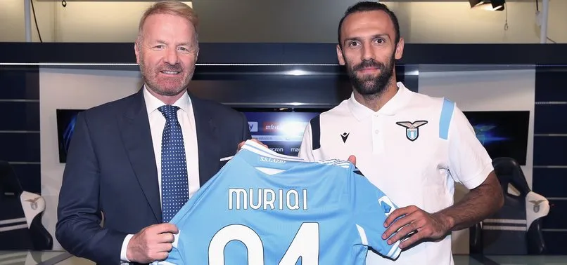 Lazio Vedat Muric'i basına tanıttı