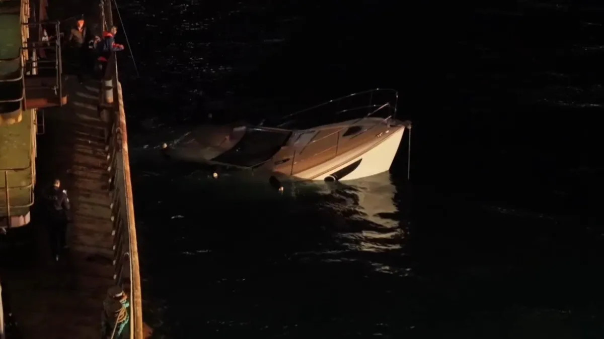 İstanbul Boğazı’nda kaza: Tekne ile gemi çarpıştı