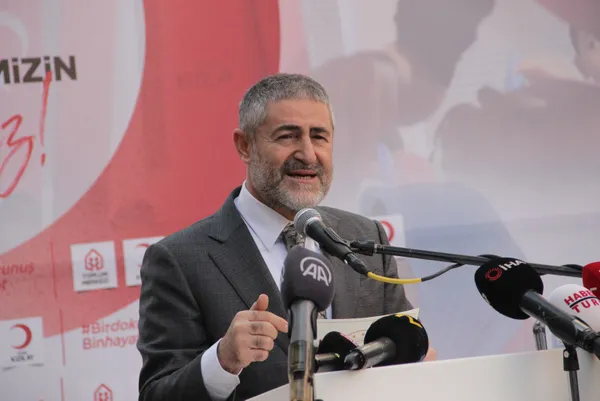 Hazine ve Maliye Bakanı Nebati’den marketlere gıda fiyatlarında indirim çağrısı! Enflasyonla mücadele mesajı