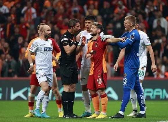 Galatasaray’dan flaş hamle! TFF’ye başvurdu! Alanyaspor- Galatasaray maçı tekrarlanacak mı?