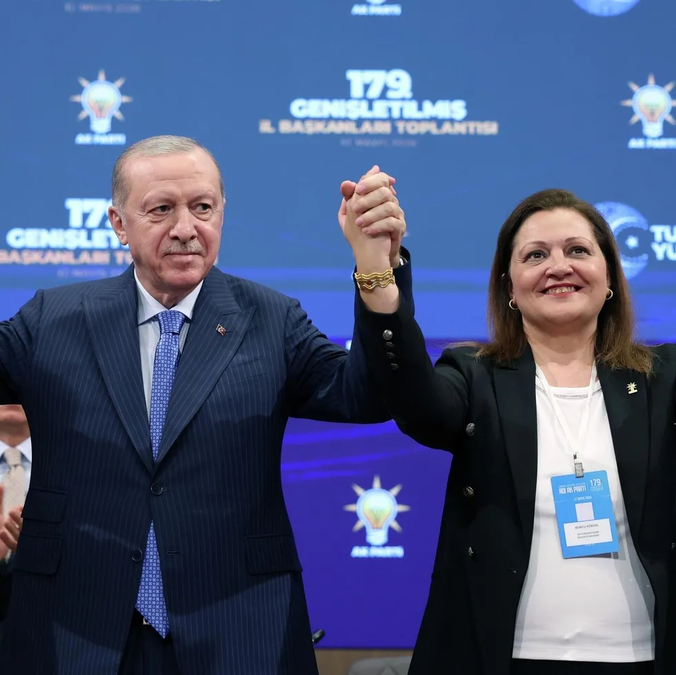 chpden-ak-partiye-gecen-burcu-koksal-anlatti-bardagi-tasiran-son-damla-oldu-1782895217564.jpeg Fotoğraf: AA