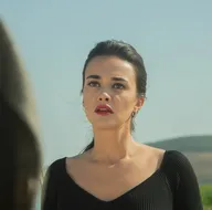 Bir Zamanlar Çukurovanın Ümiti Hande Soral kız kardeşiyle sosyal medyayı salladı