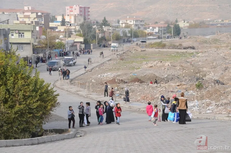 Cizre'de teröristler vatandaşların üzerine ateş açtı 9