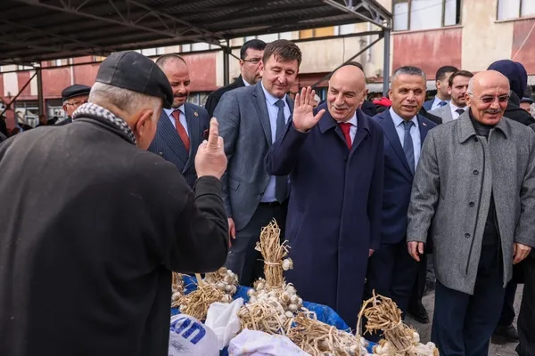 1707840552458.jpg Cumhur İttifakı ABB Başkan adayı Turgut Altınok'tan Mansur Yavaş'a 'hizmet' ayarı: Ankara'nın 5 yılı, boş yıl oldu! - 3