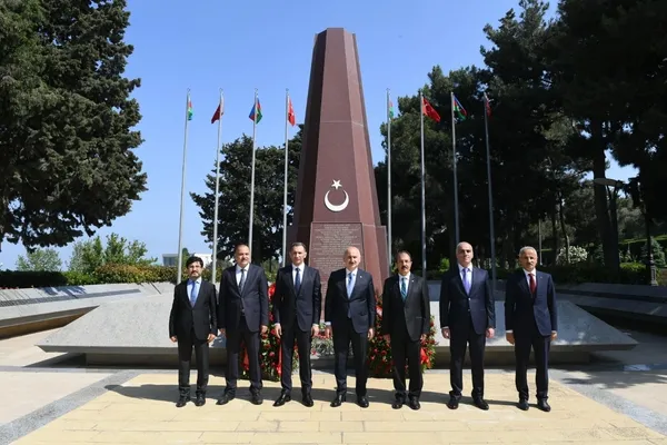 Ulaştırma ve Altyapı Bakanı Adil Karaismailoğlu: Azerbaycan ile işbirliği yapacağız