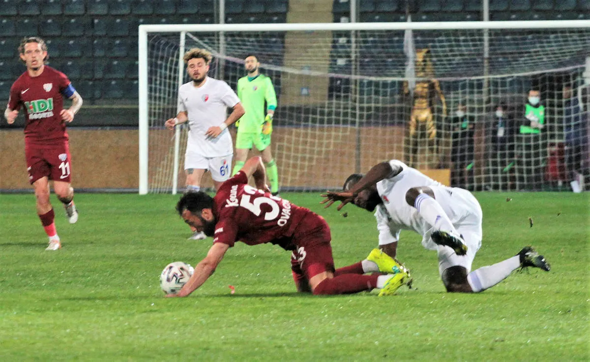 TFF 1. Lig'inde Ankaraspor galibiyete rağmen bitime iki hafta kala küme düştü