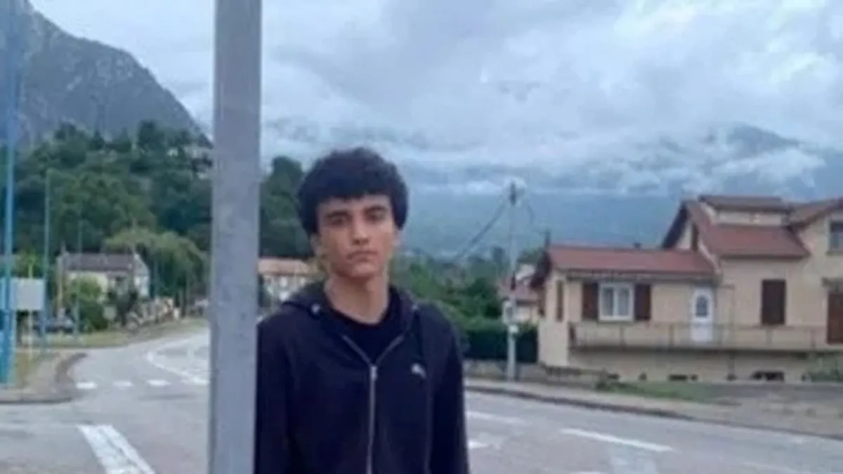 Kutlama gecesi kabusa döndü! Alkol alan 16 yaşındaki genç hayatını kaybetti