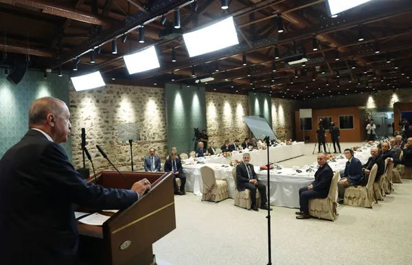 Son dakika: Başkan Erdoğan'dan Ekonomik Dönüşüm Zirvesi'nde önemli açıklamalar: Tuzakları boşa çıkardık - 3