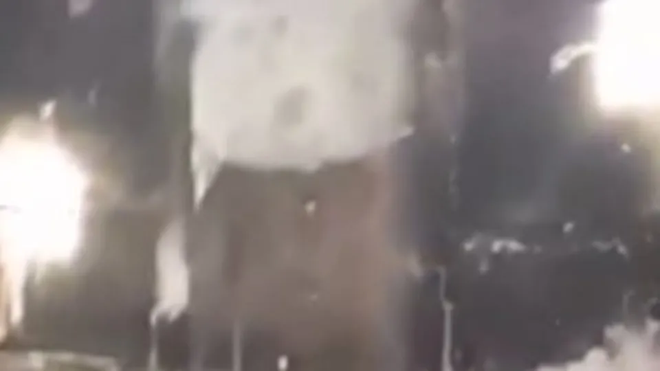 Libya’da Hafter’i destek veren Wagner, camiyi kundakladı! Hedef İslam... | Video