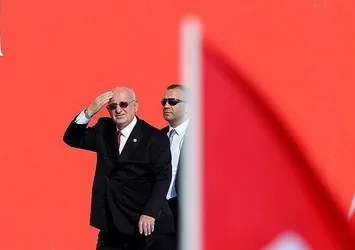 TBMM Başkanı Kahraman: Darbeleri tarihe gömdüğümüzü dünyaya duyurmak için bir aradayız