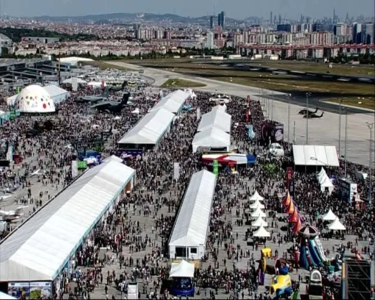 İstanbul’da TEKNOFEST yoğunluğu havadan görüntülendi