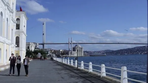 Kabataş Erkek Lisesi taban puanları kaç? Tarihi okul Kabataş Erkek lisesi puanları nasıl, ücretli mi?