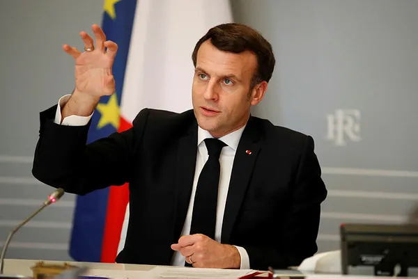 macron-acikladi-fransada-yabanci-ogrencilerin-ana-dil-egitim-hakki-kaldiriliyor-1613674212556.jpg Macron açıkladı! Fransa'da yabancı öğrencilerin ''ana dil'' eğitim hakkı kaldırılıyor