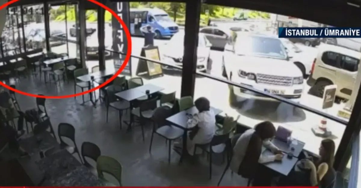 Park etmek isterken pastaneye daldı