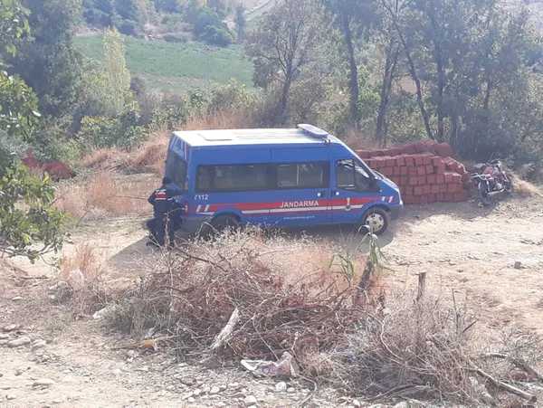 İzmir'de aynı aileden 4 kişi silahla vurularak öldürülmüş halde bulundu - 3