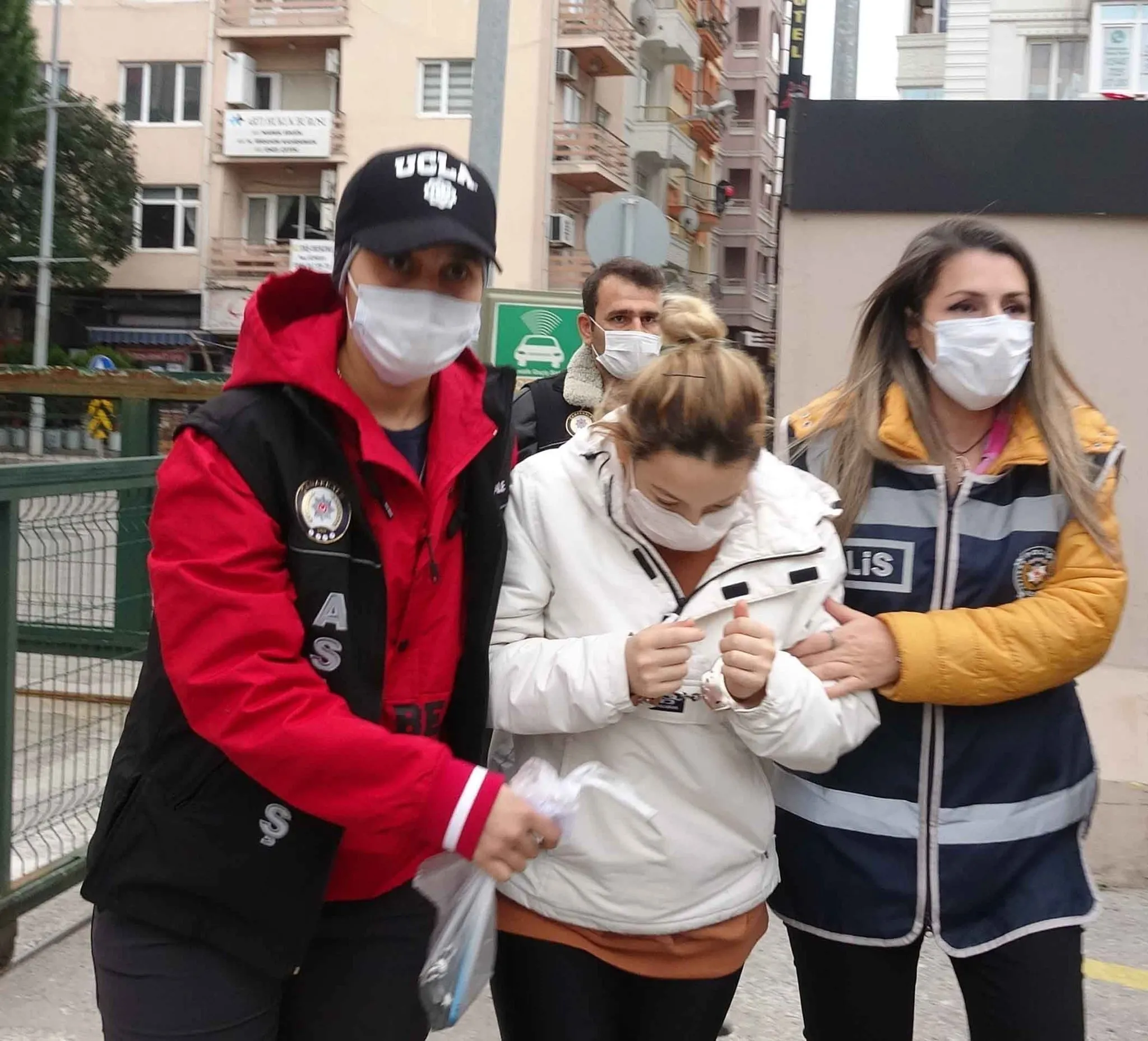 Çanakkale'de yenidoğan bebeğini çöpe atmıştı! Cani anne hakkında flaş gelişme