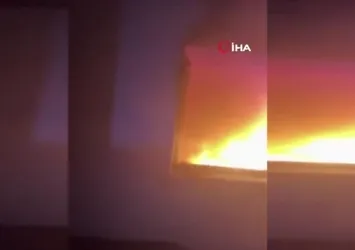 Arnavutköy'de camide yangın