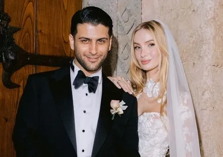 Reynmen ve Emire Cansu Kurtaran balayı için bakın nereye gitmiş! 