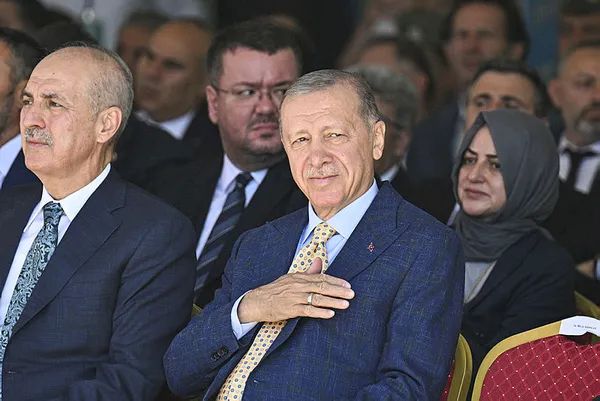 Başkan Erdoğan: İllerimizi bize yakışmaz hale getirenlerin elinden alalım