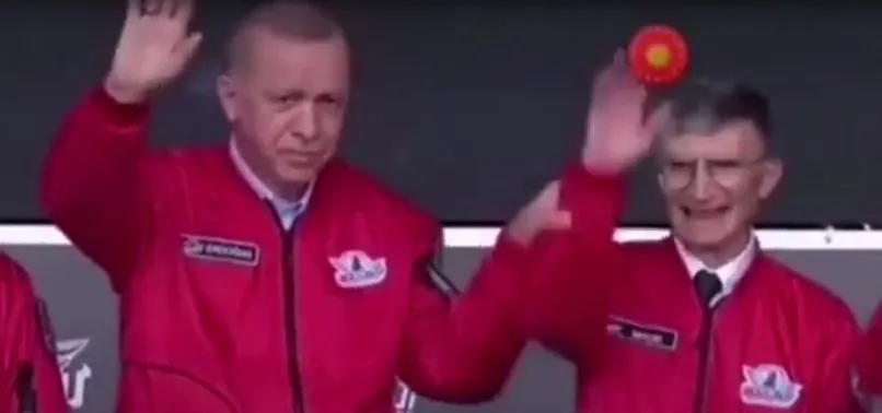 Başkan Recep Tayyip Erdoğan Prof.Dr.Aziz Sancar'ın elini aşağıya indirdi diye algı peşine düştüler! FETÖ ve muhalif medyanın hevesi kursağında kaldı