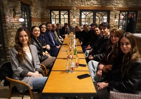 Ateş Kuşları’nın oyuncuları ve ekibi iftarda buluştu!