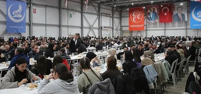 MHP’nin geleneksel iftar programına 4 bin kişi katıldı