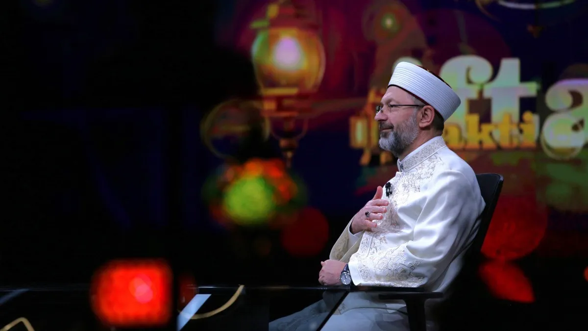 Diyanet İşleri Başkanı Prof. Dr. Ali Erbaş VAV TV’de: Ramazan ayı ne büyük bir fırsat