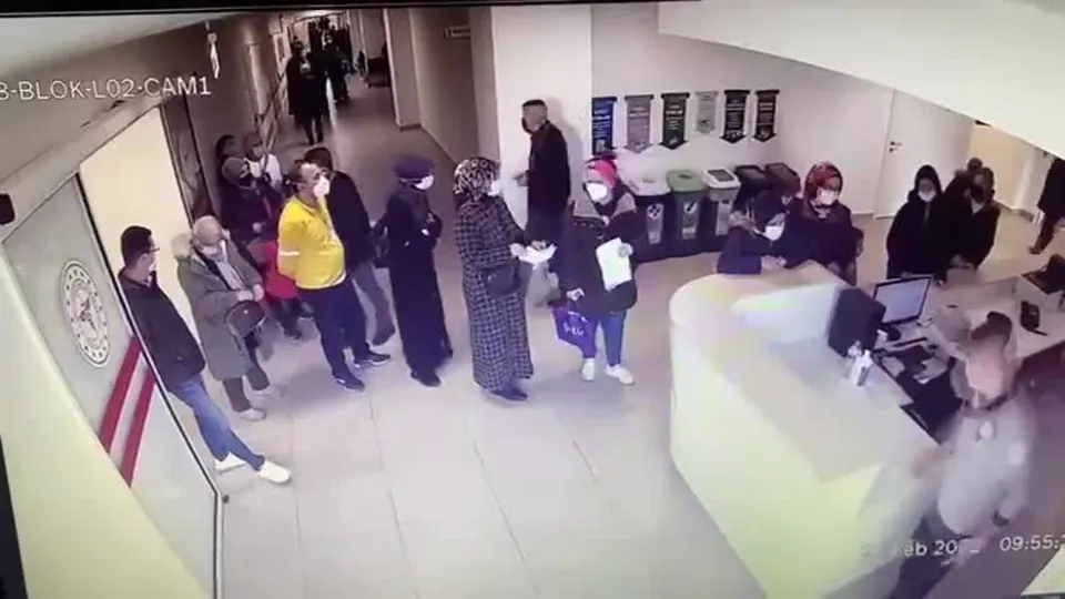 Hastanede sahte röntgenci vurgunu!