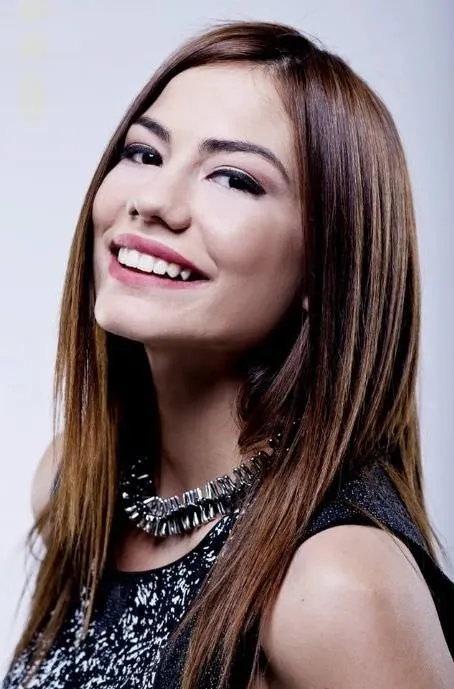 Hadise Nin Boyu Kac Iste Cok Merak Edilen Hadise Ve Diger Unlulerin Boylari