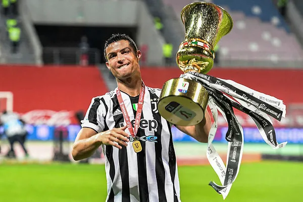 Cristiano Ronaldo'dan "ayrılık sinyali" - 1