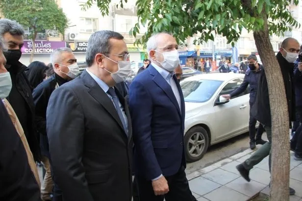 İzmir’i ziyaret eden Kılıçdaroğlu ve Tunç Soyer’e esnaf tepkisi: 35 yıldır bu şehri yönetiyorsunuz altyapı yok