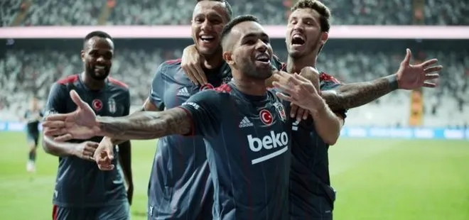 Beşiktaş’ta Umut Meraş ve Alex Teixeira şoku
