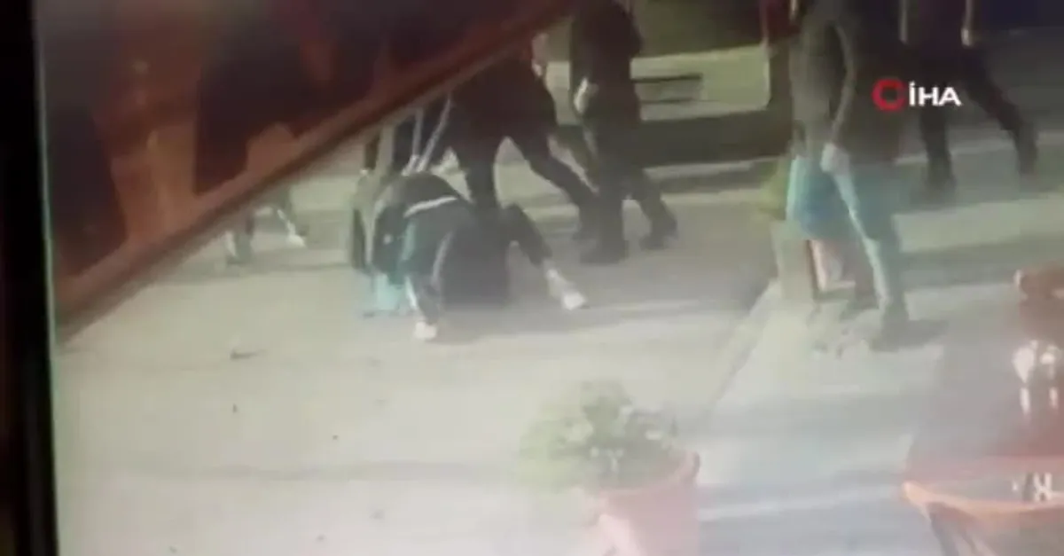 Samsun'daki bıçaklı kavga kamerada