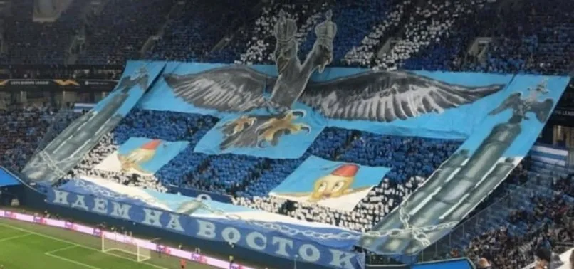 Zenit taraftarlarından skandal pankart!