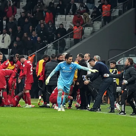 Gaziantep'te Tayyip Talha Sanuç'un yüz kemiğinde kırık tespit edildi