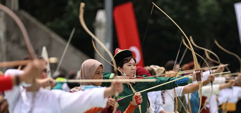 9. Fetih Kupası İstanbul'da gerçekleşti! 30 ülkeden 200’e yakın sporcu İstanbul’da yay gerdi
