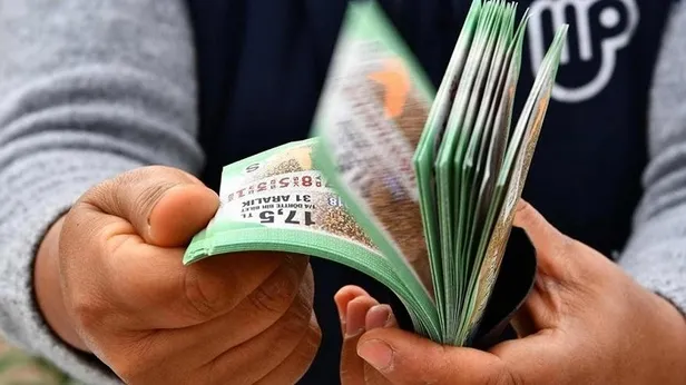 yilbasi-2024-milli-piyango-buyuk-ikramiye-kime-cikti-hangi-il-sehre-cikti-buyuk-ikramiye-ceyrek-yarim-tam-hang-1704034748332.jpg